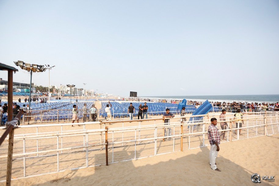 Sarrainodu-Movie-Audio-Celebrations